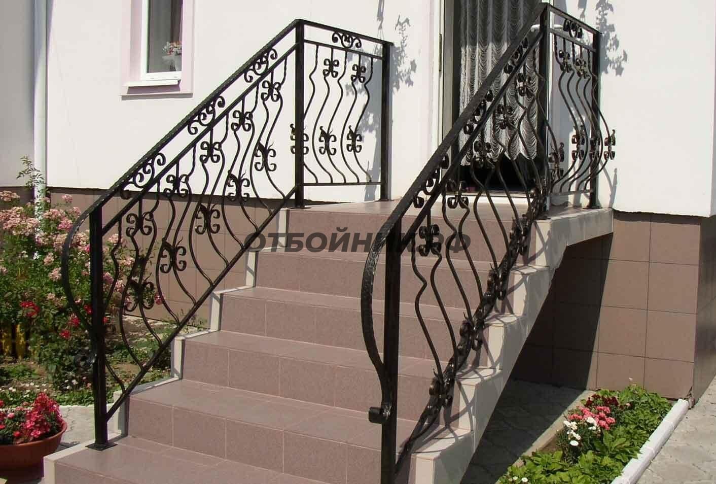Литые перила для лестниц CN82 уличные- фото 1